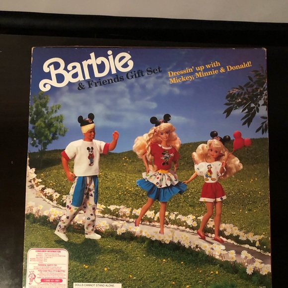 Barbie - Picture 2 of 2